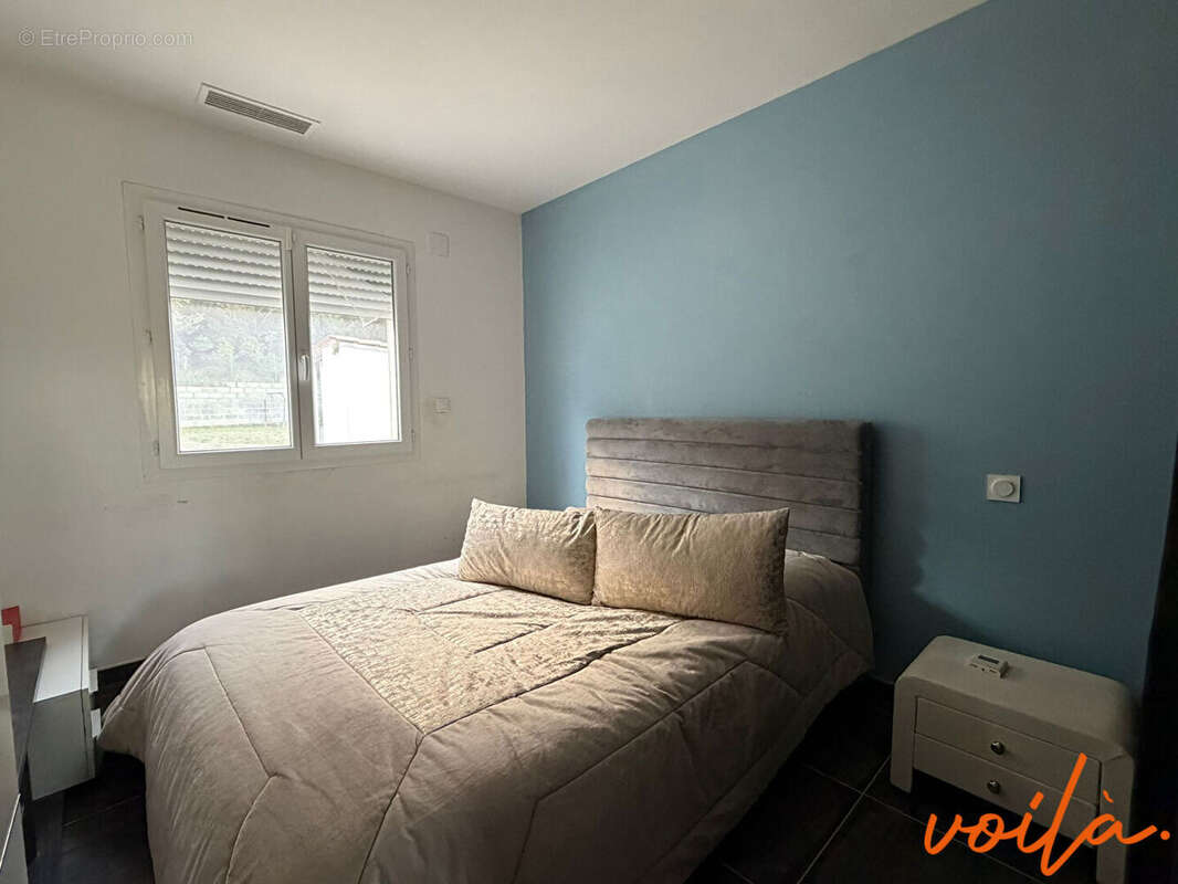 Maison à VILLEMOUSTAUSSOU