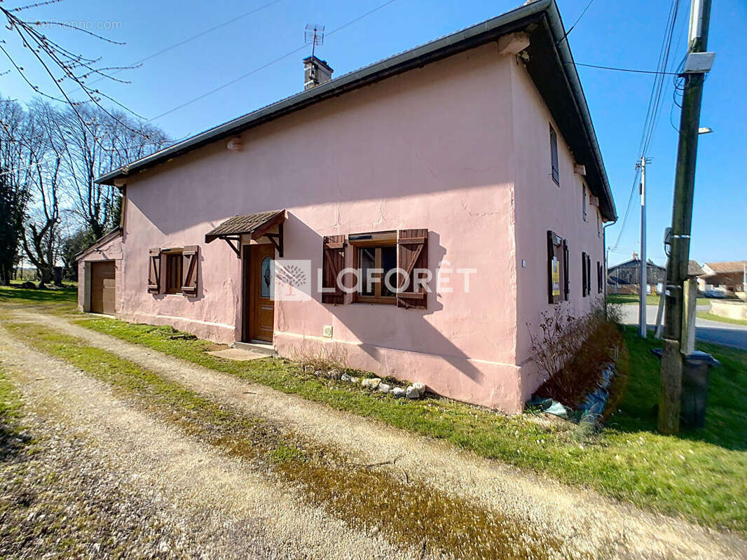 Maison à BELVAL-EN-ARGONNE