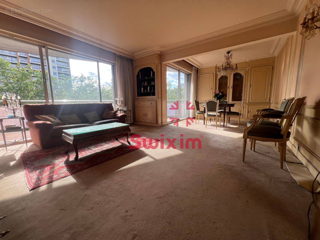 Appartement à PARIS-11E
