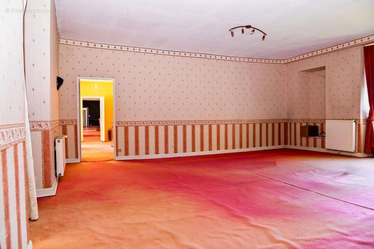 Coucy-lès-eppes – château et ancien complexe événementiel - photo 8