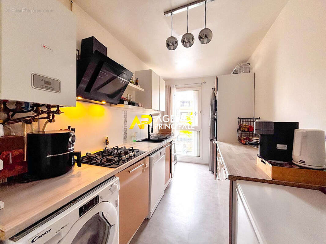Sartrouville - Le Fresnay Vieux Pays - Appartement 2 pièces 56.61 m2 avec box - photo 3