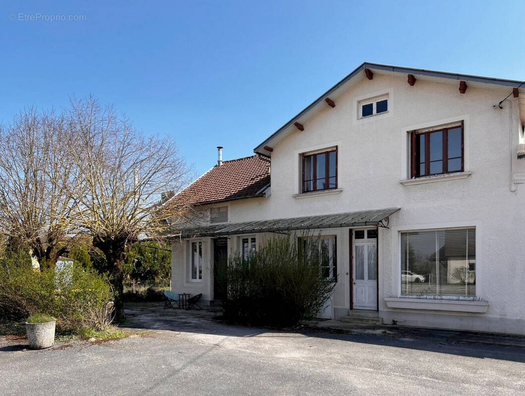 Maison à LOSNE