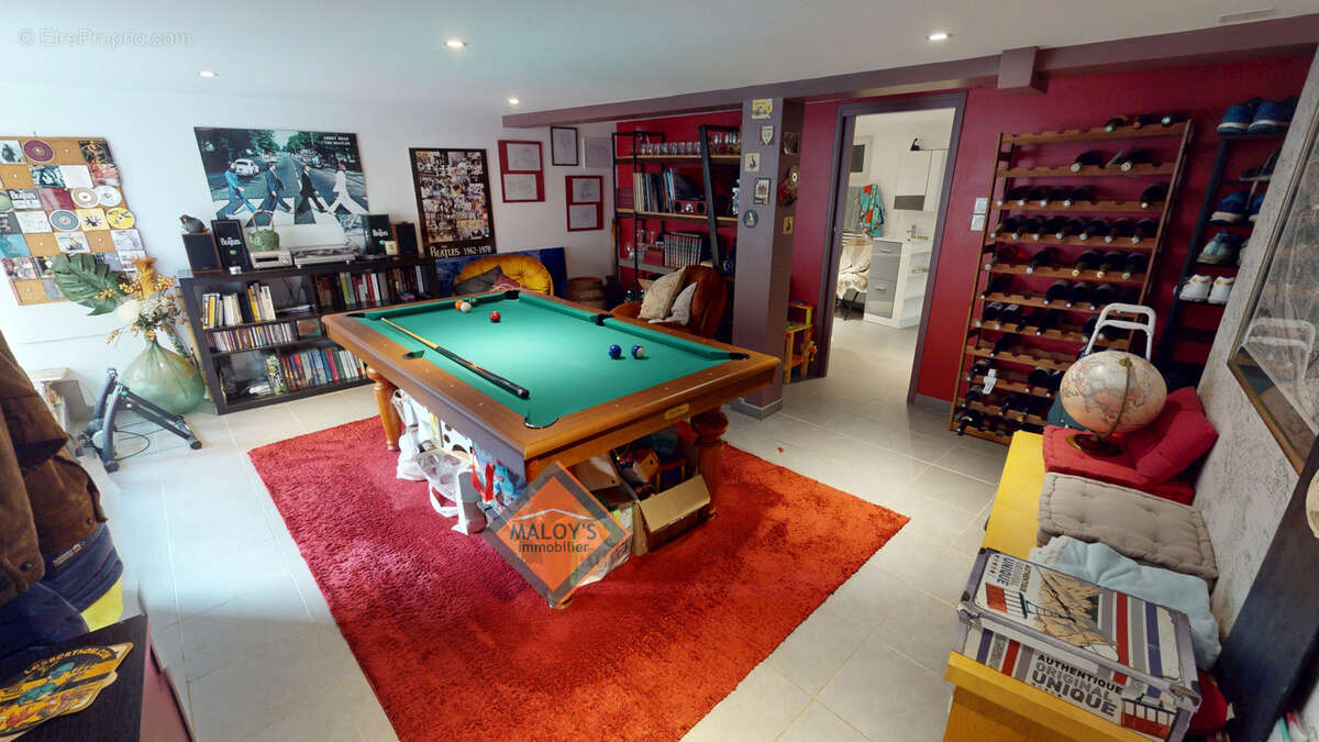 Maison à SAINTE-FOY-LES-LYON