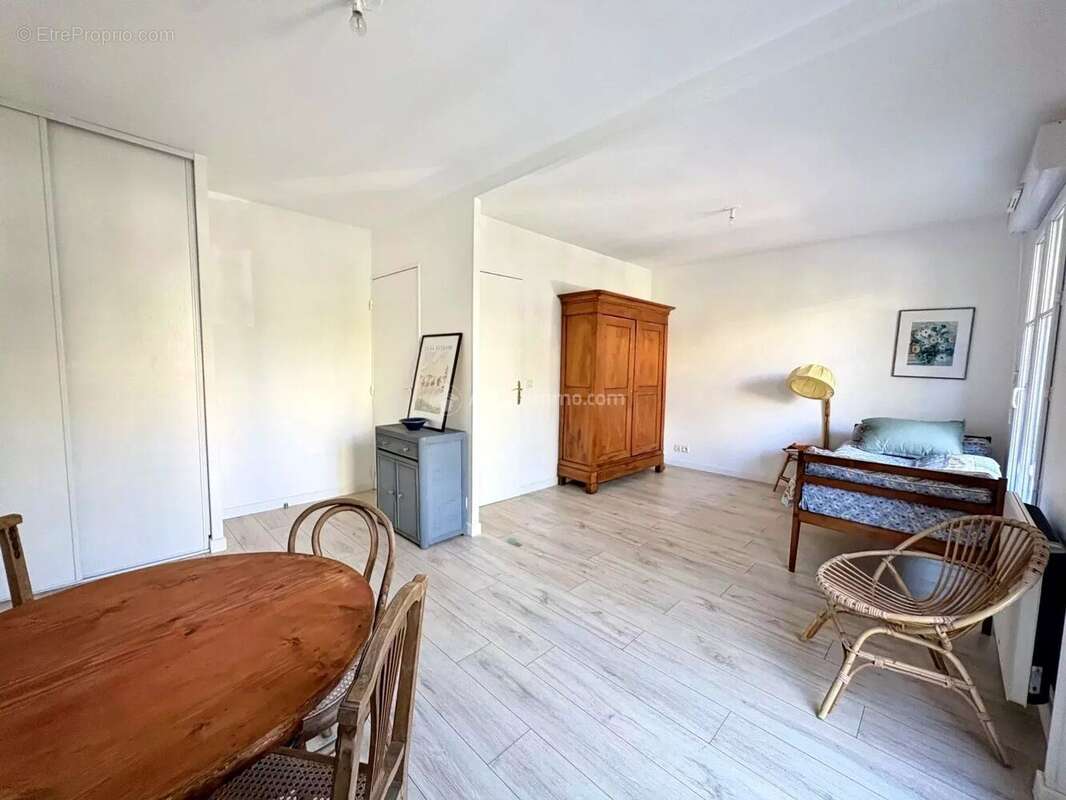 Appartement à SERRIS