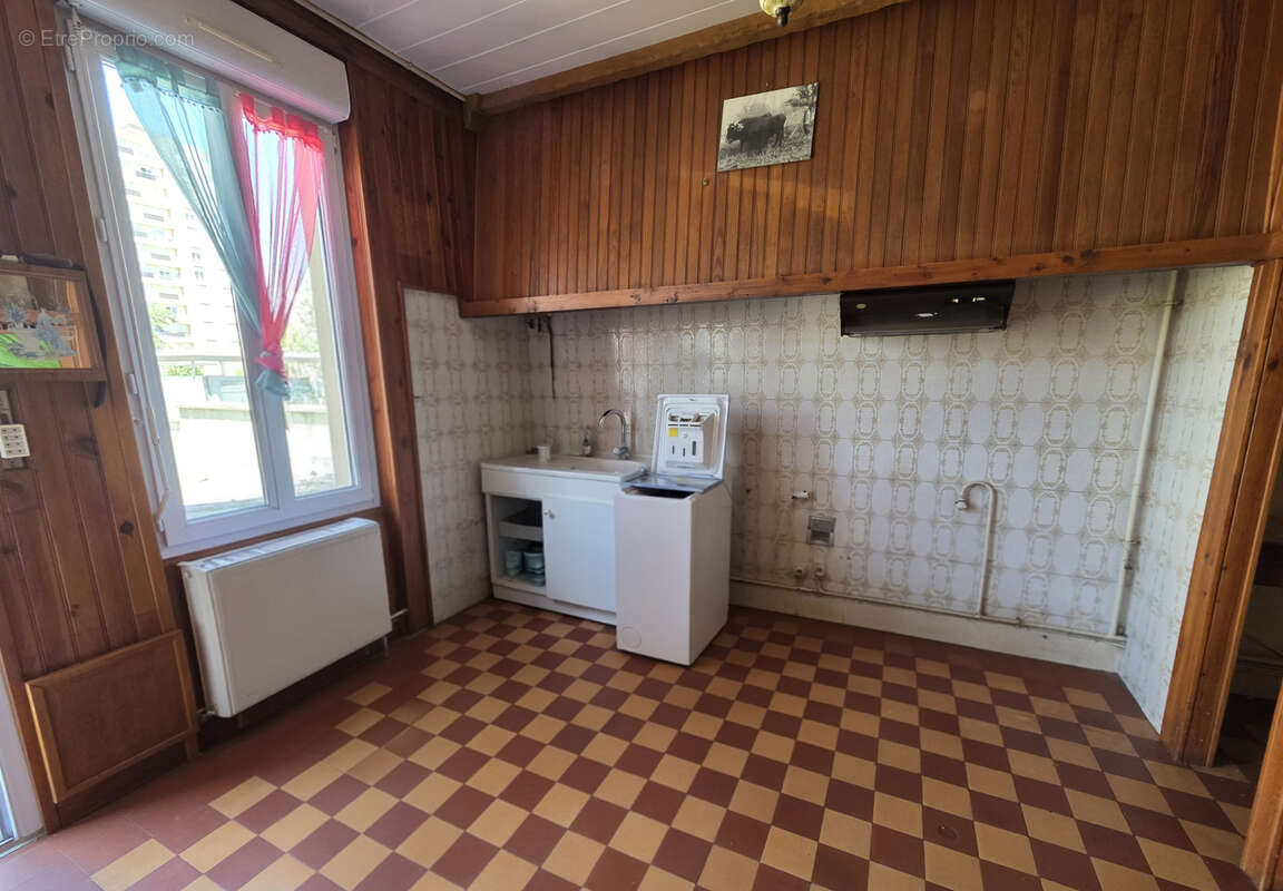 Maison à AVERMES