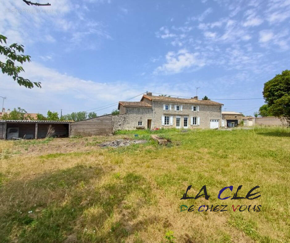 Maison à ALLONNE