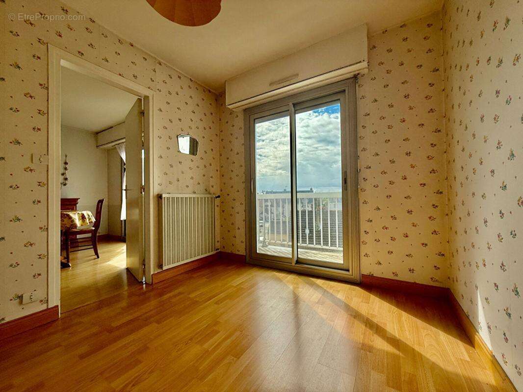 Appartement à OUISTREHAM