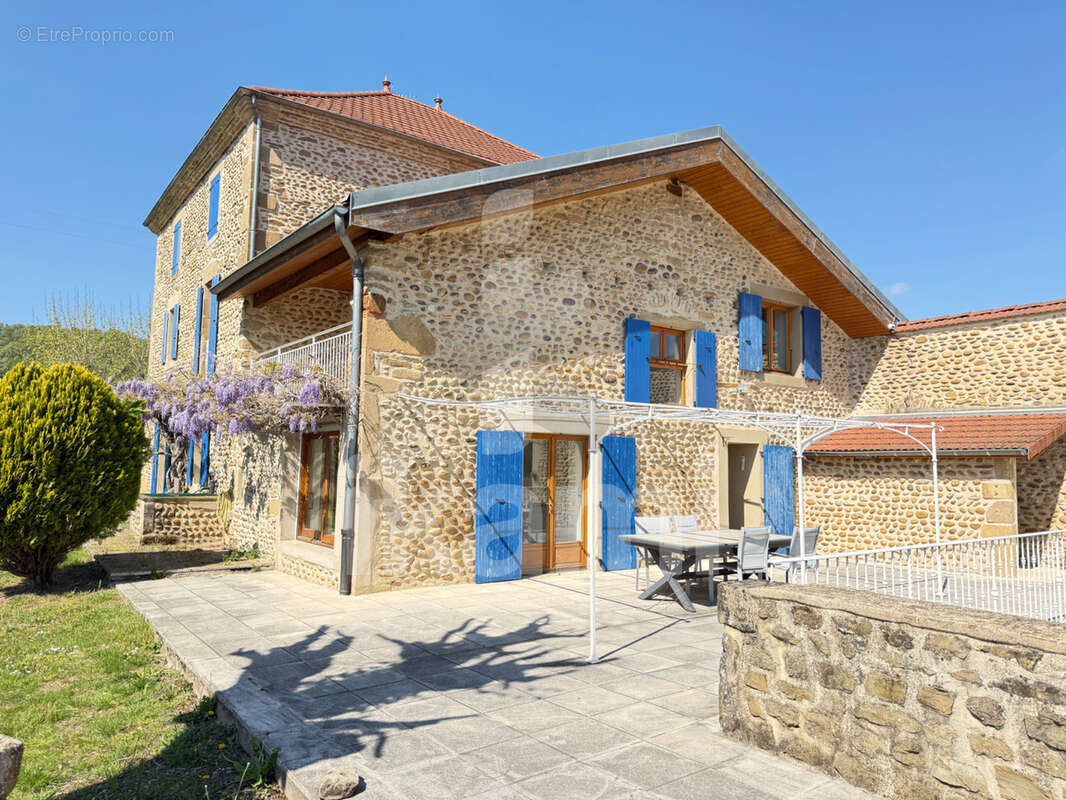 Maison à CHATEAUNEUF-DE-GALAURE