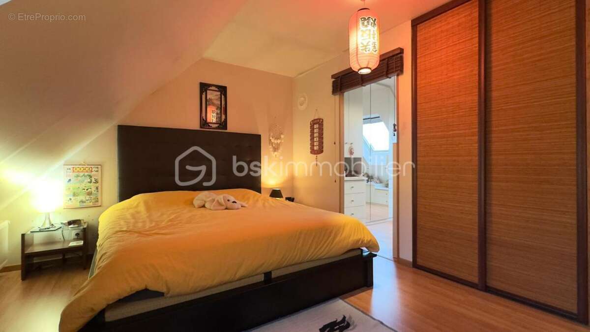 Maison à CHAUCONIN-NEUFMONTIERS