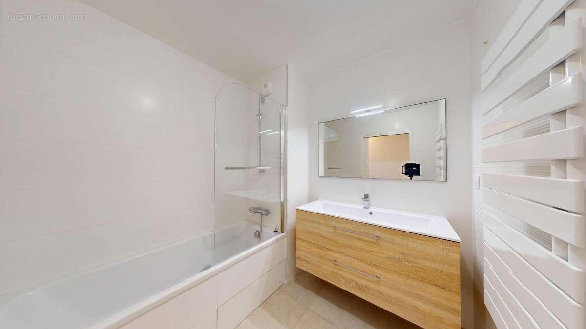 Appartement à CALUIRE-ET-CUIRE