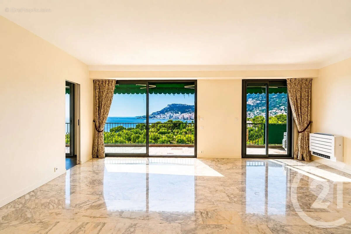 Appartement 126 m² à Roquebrune-Cap-Martin  - photo 3