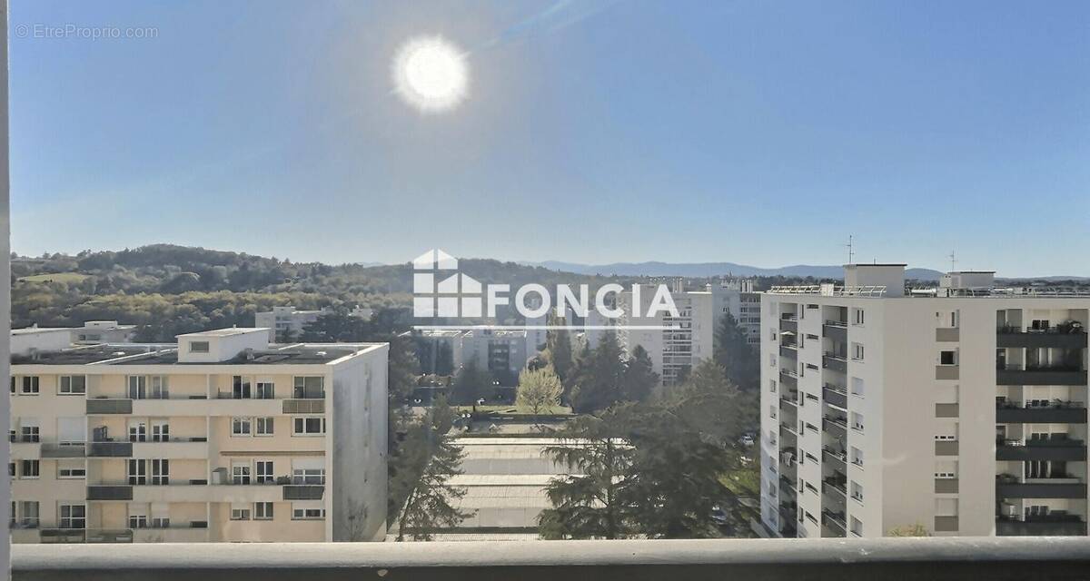 Appartement à SAINTE-FOY-LES-LYON