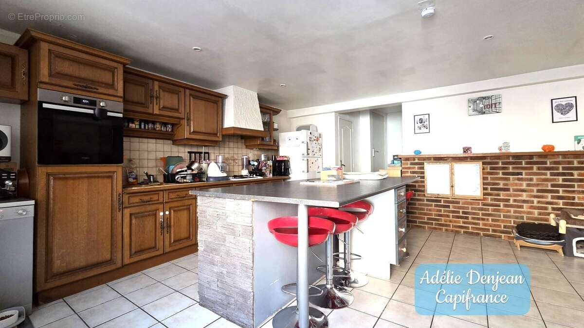 A vendre – Épernay – Maison de ville à rénover – 90m² – Avec Terrasse - photo 3