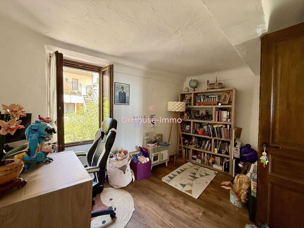 Maison à SAINT-JEANNET