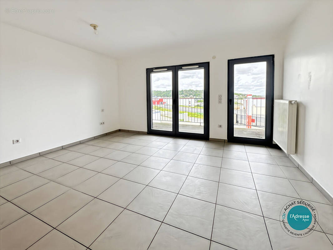 Appartement à BALLAINVILLIERS