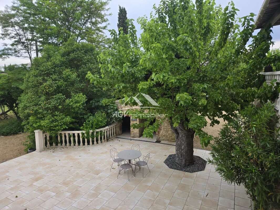 Maison à ALLEGRE-LES-FUMADES