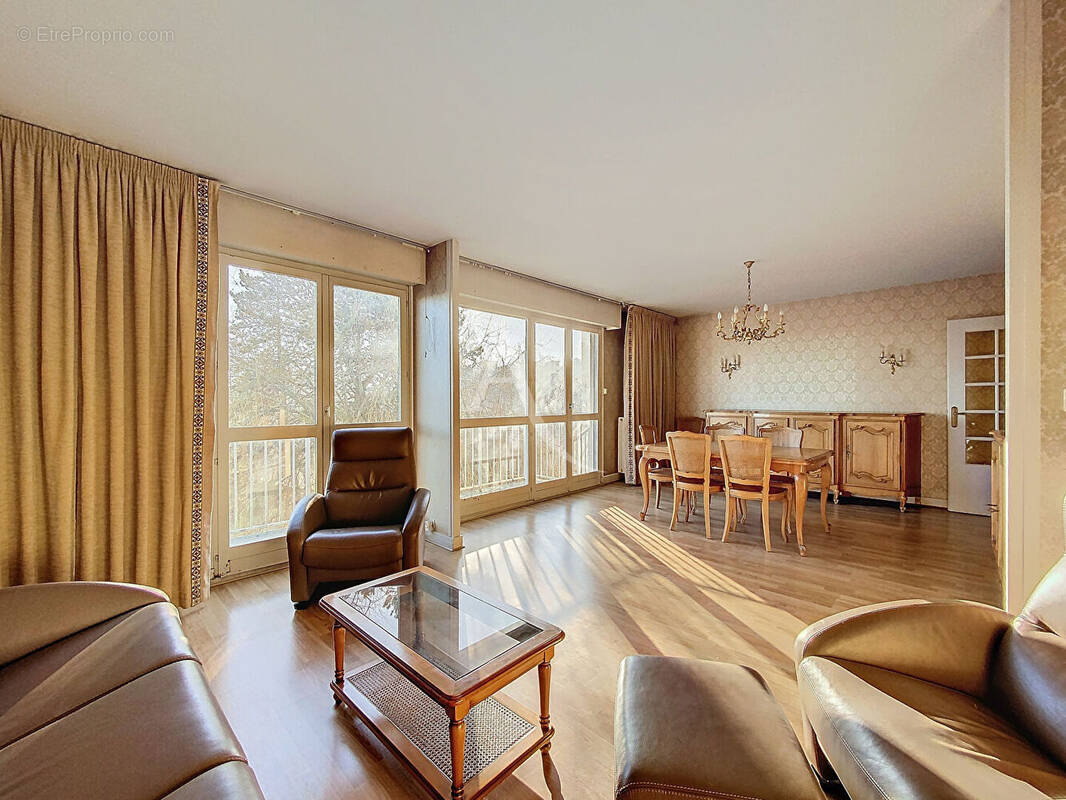 Appartement à CHAMBOURCY