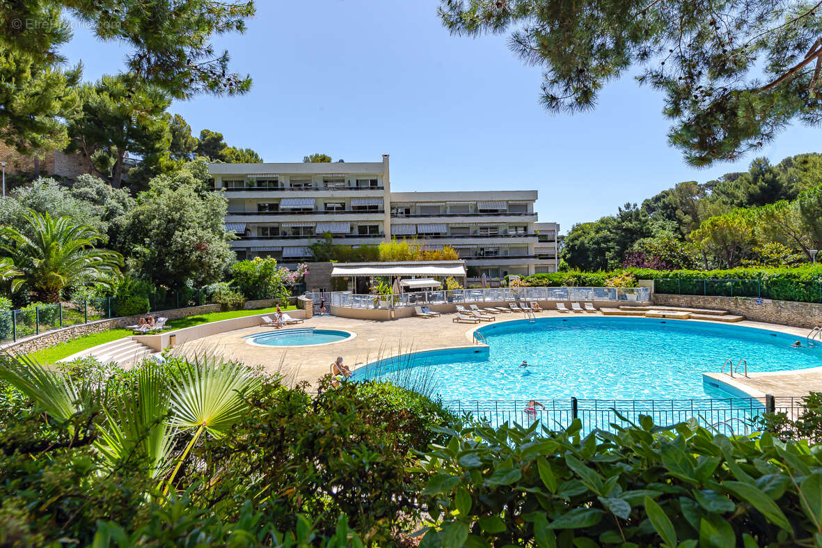 Appartement à MARSEILLE-8E