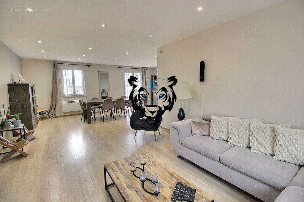 Maison  avec piscine - LA BOUVERIE - photo 9