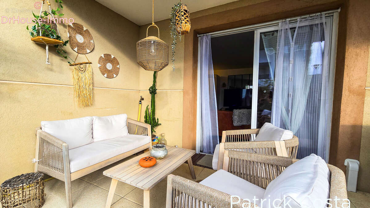 Appartement à SOLLIES-PONT