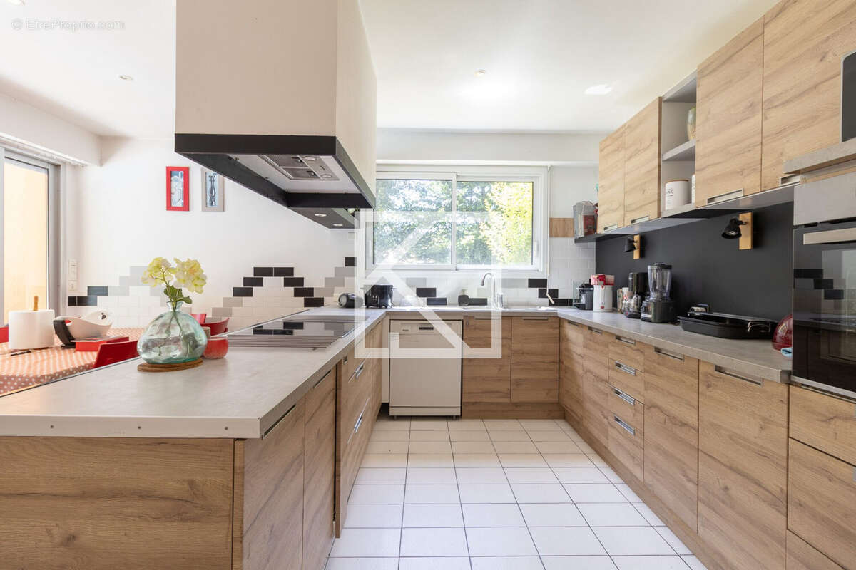 Maison 272 m² à Cholet  - photo 5