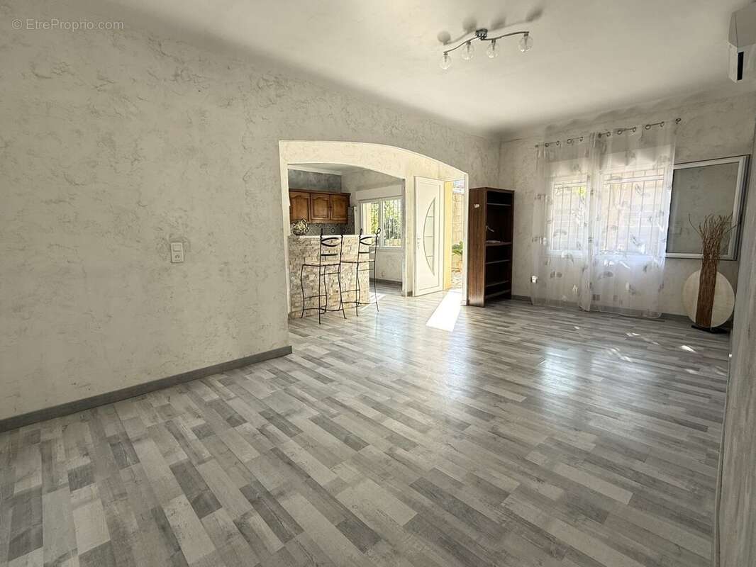 Maison à PUISSALICON