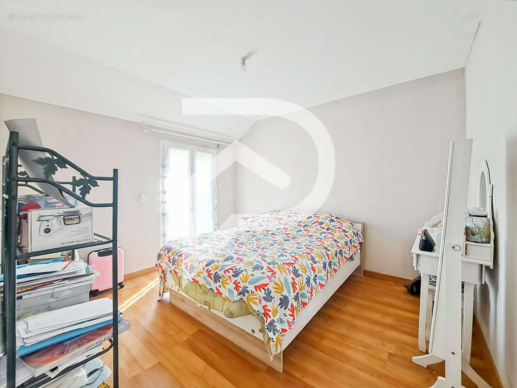 Maison Breteuil 6 pièce(s) 94 m2 - photo 4