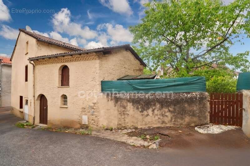 Maison Individuelle de  Centre Bourg - 5 pièces  - 4 chambres - Terrain de 505 m² - MAGNAC LAVAL   (87) - photo 23