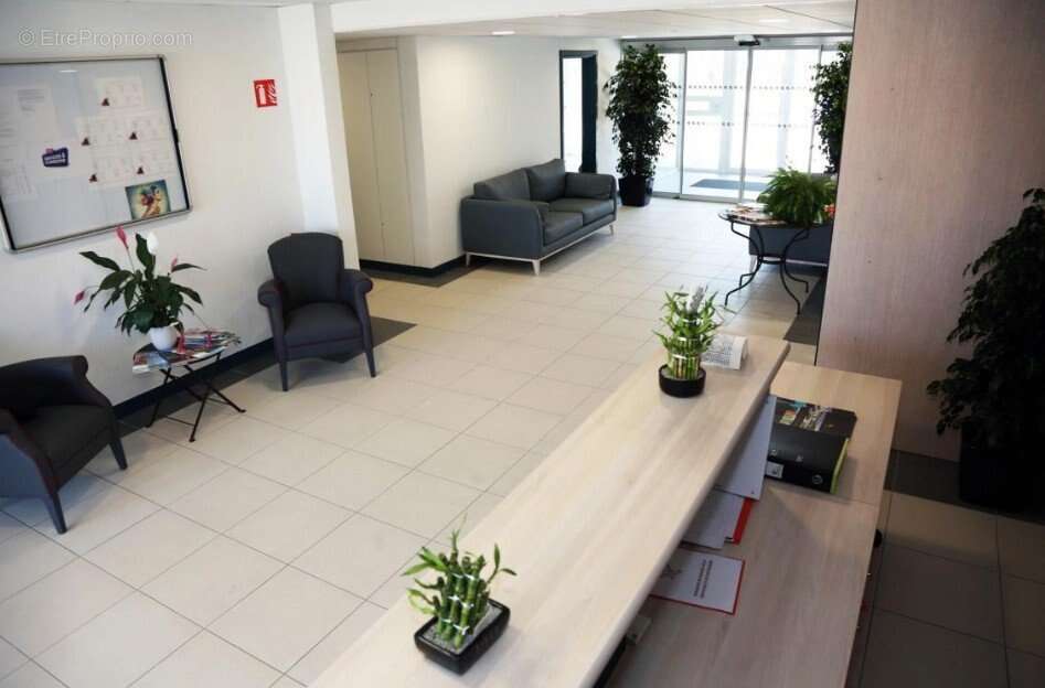 INVESTISSEMENT LOCATIF  POUSSAN  Résidence Seniors Le Domaine de Maleska - 5,32 % de rentabilité - photo 11