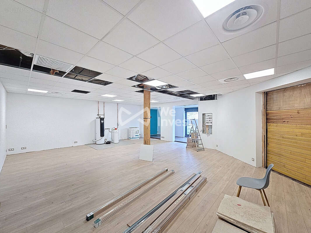 Commerce à SAINTE-EULALIE-D'OLT