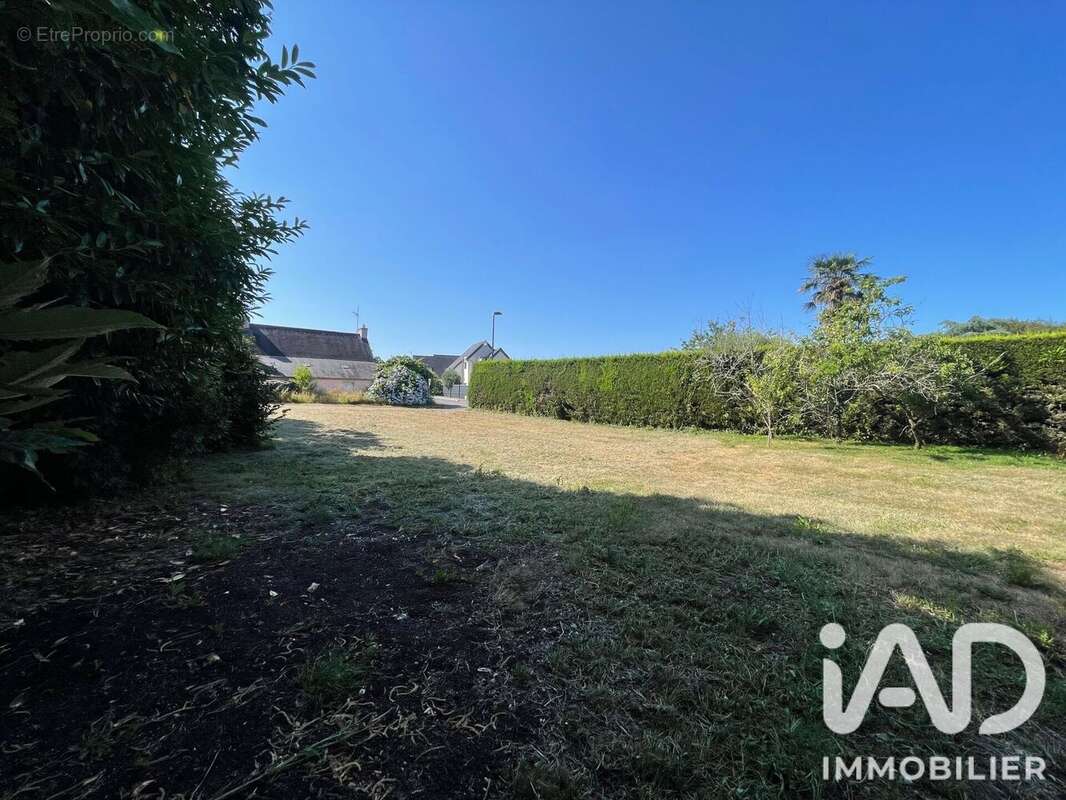 Terrain 565 m² à Pleuven  - photo 2