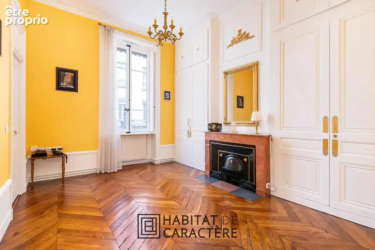 Ainay - Appartement 3 pièces 83 m2 - photo 5