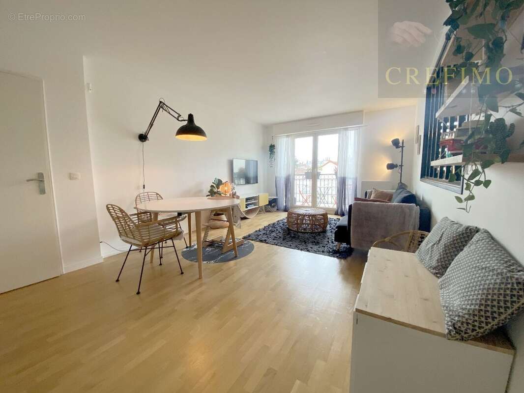 Appartement à ASNIERES-SUR-SEINE