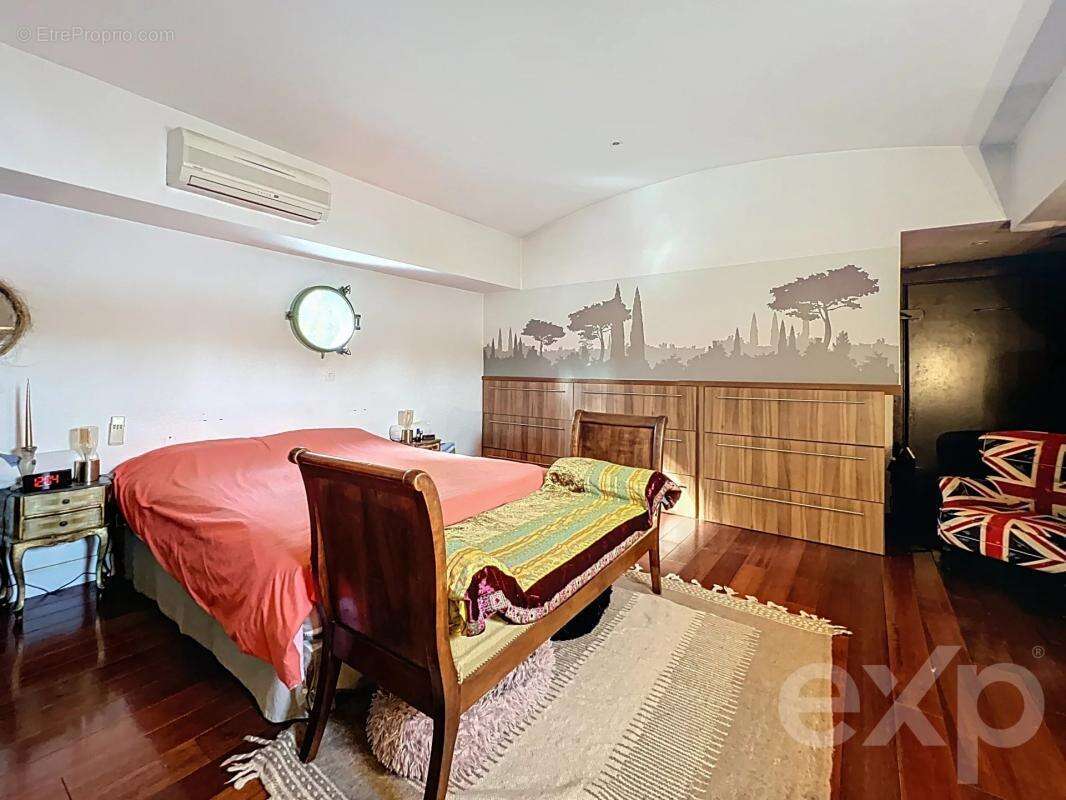 Maison à SAINT-GERMAIN-AU-MONT-D&#039;OR