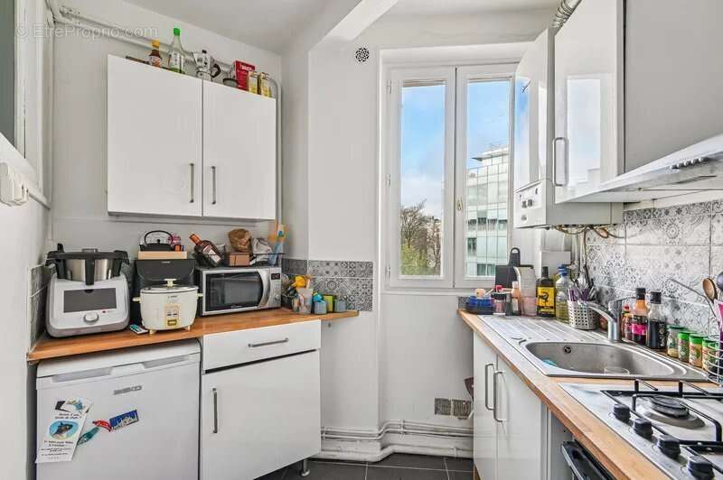 Appartement à NEUILLY-SUR-SEINE