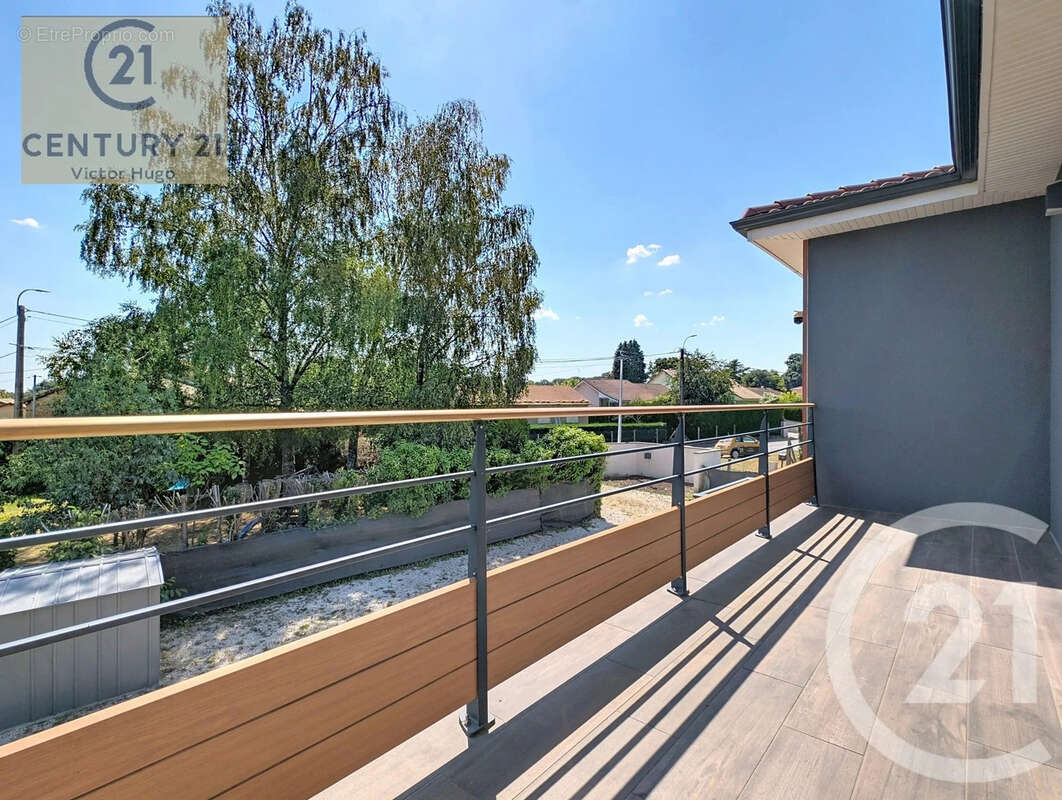 Maison 243 m² à Limoges  - photo 17