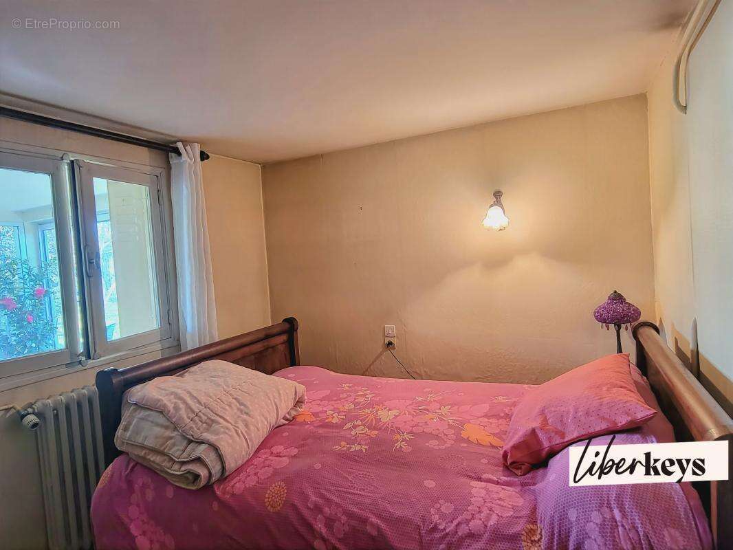 Maison à BRUGUIERES