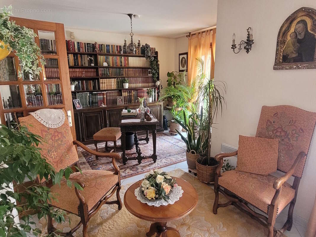 Belle propriété avec deux habitations. - photo 9