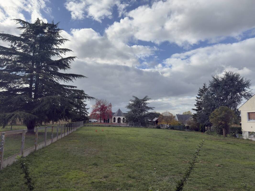 Terrain à ECOUFLANT