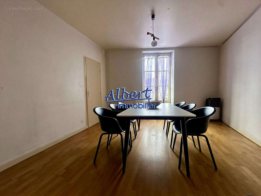 Appartement à BRIVE-LA-GAILLARDE
