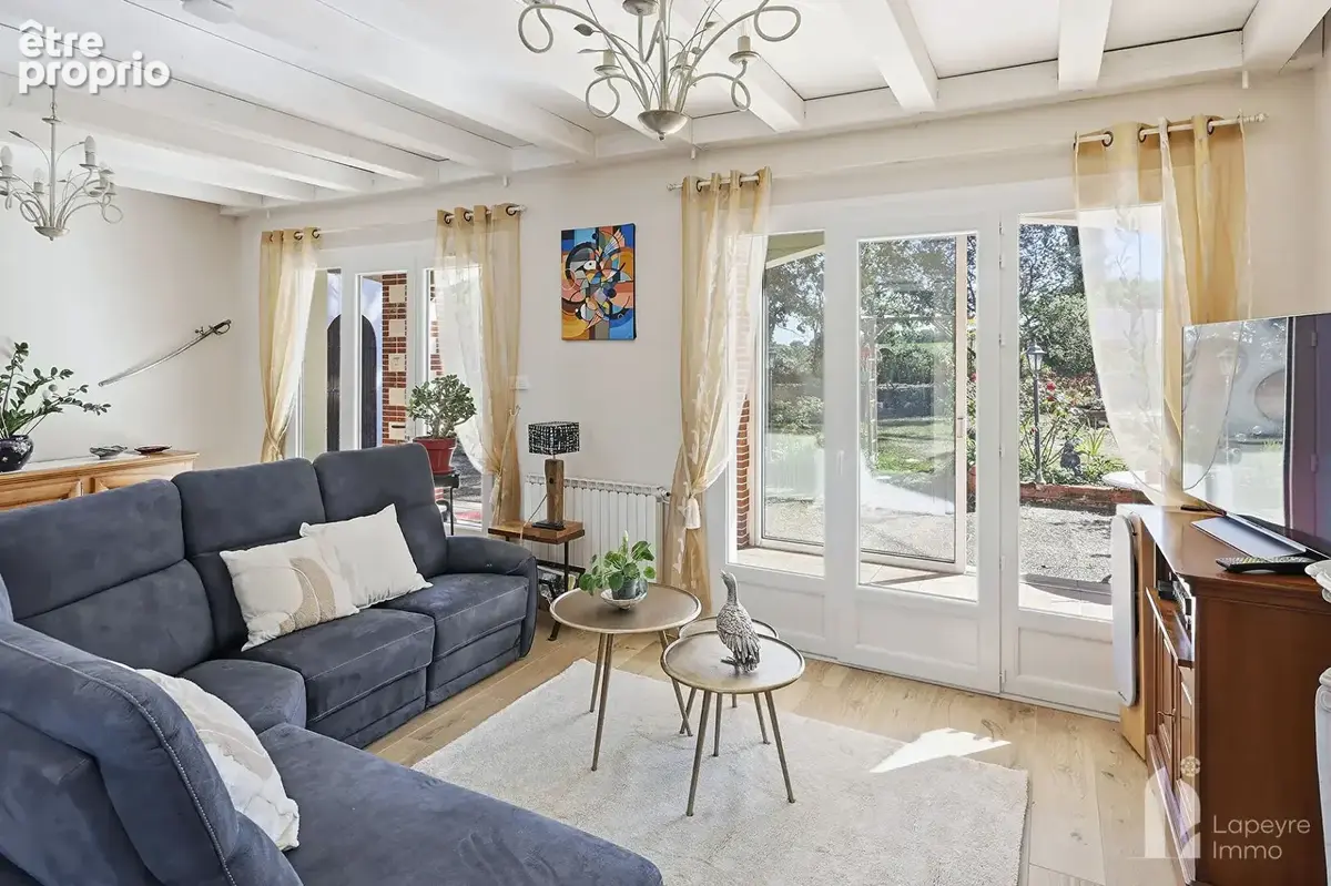 RARE - BOURG HAUTE-GOULAINE - Maison 4 chambres + 1 bureau - 188 m² - photo 3