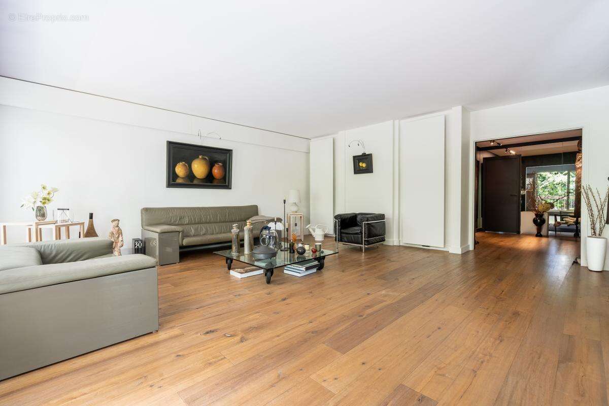Appartement à NOGENT-SUR-MARNE