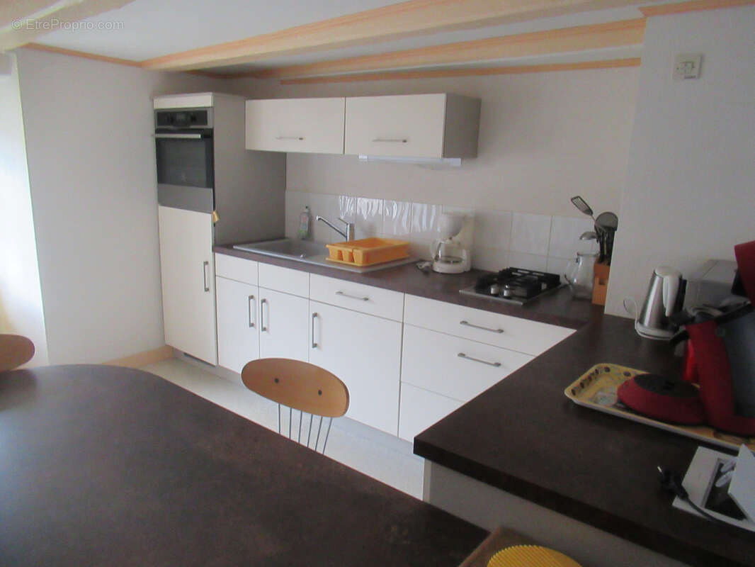 Maison en pierres avec terrain attenant, habitable de suite - photo 3
