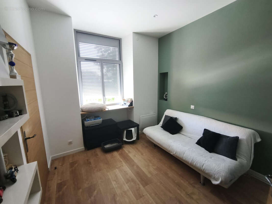 Propriété entièrement rénovée de 323 m2 avec piscine et dépendances - photo 27