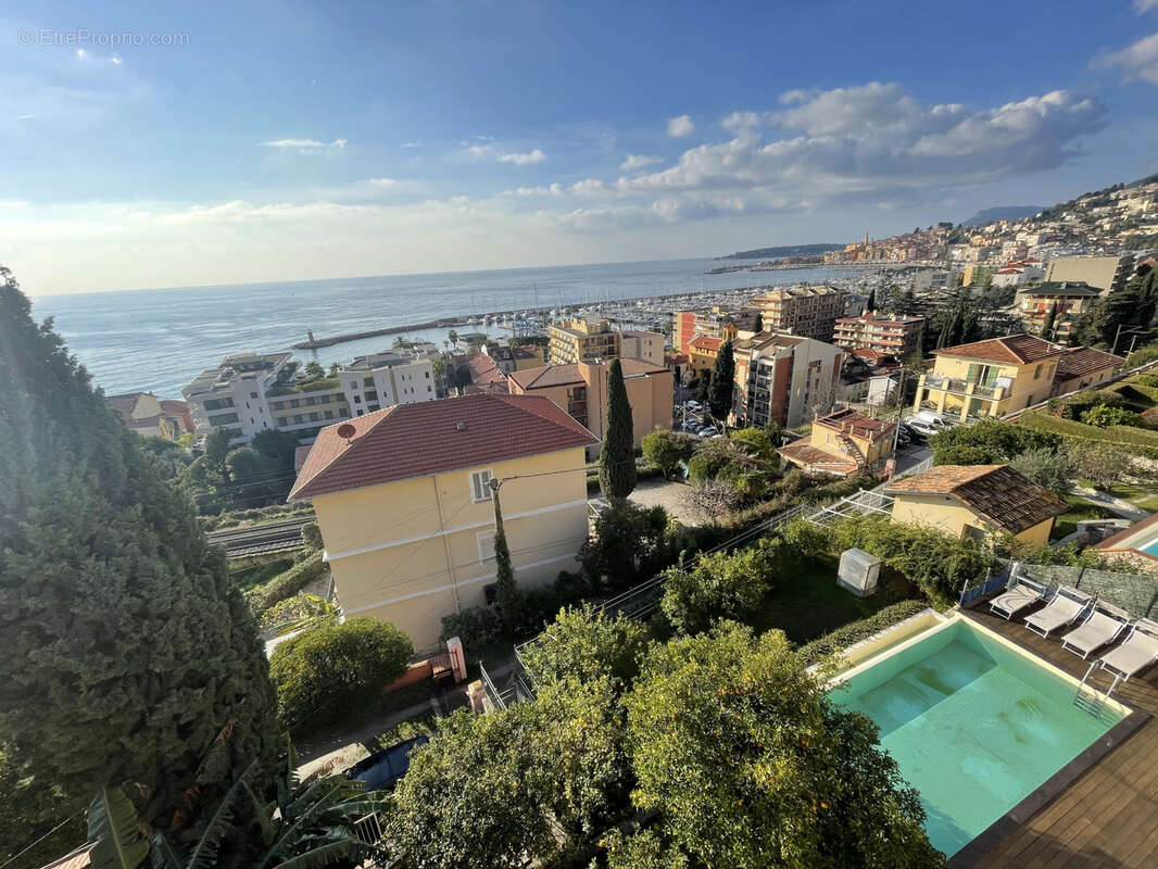 Appartement à MENTON