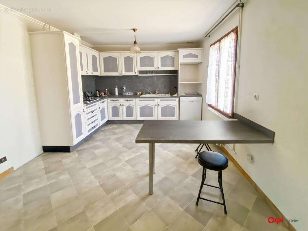 Maison à CHALETTE-SUR-LOING