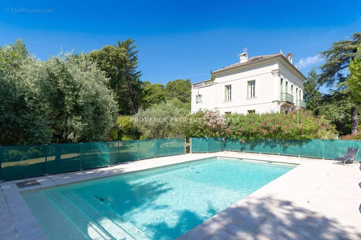 Maison à DRAGUIGNAN