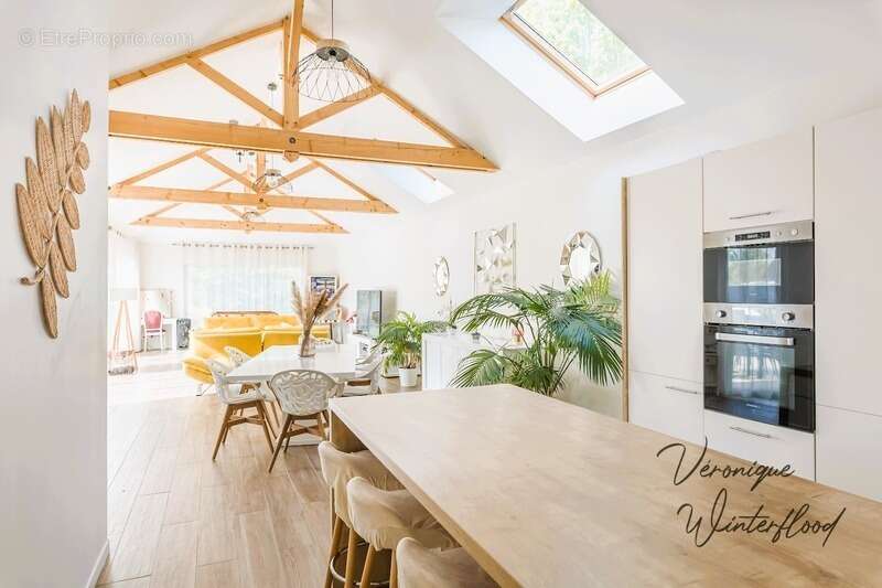 Maison à GROSSOEUVRE