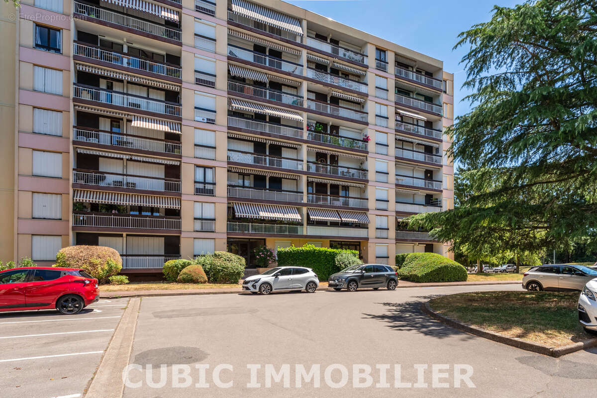Appartement à LIMAS