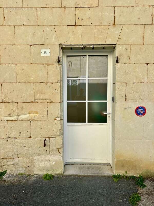 Maison à FONTEVRAUD-L&#039;ABBAYE